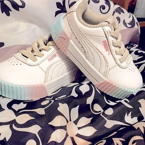 Toddler girl Puma size 5c